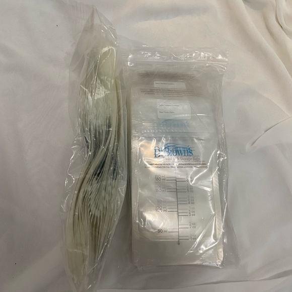 Breast milk bags - Picture 2 of 2